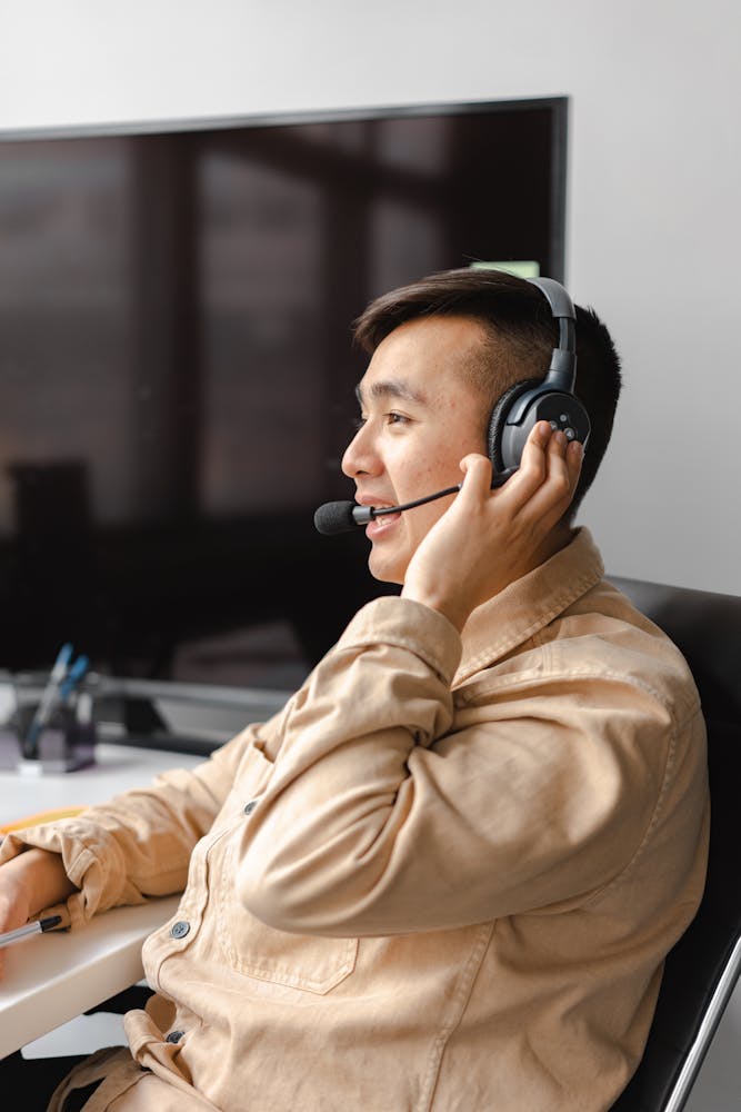 Business Calling & VoIP Solutions supporting visual 2